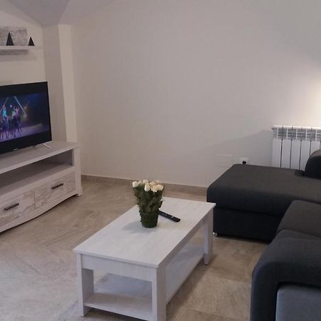 Apartamentos La Pradera De Isla Plana Екстериор снимка