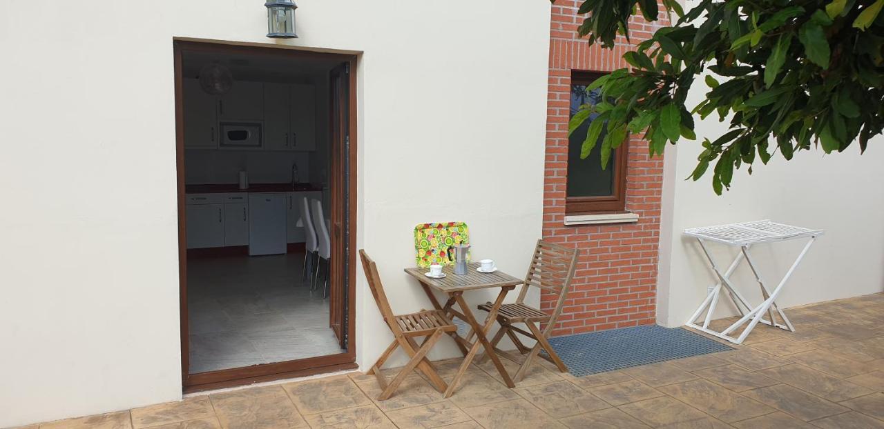 Apartamentos La Pradera De Isla Plana Екстериор снимка