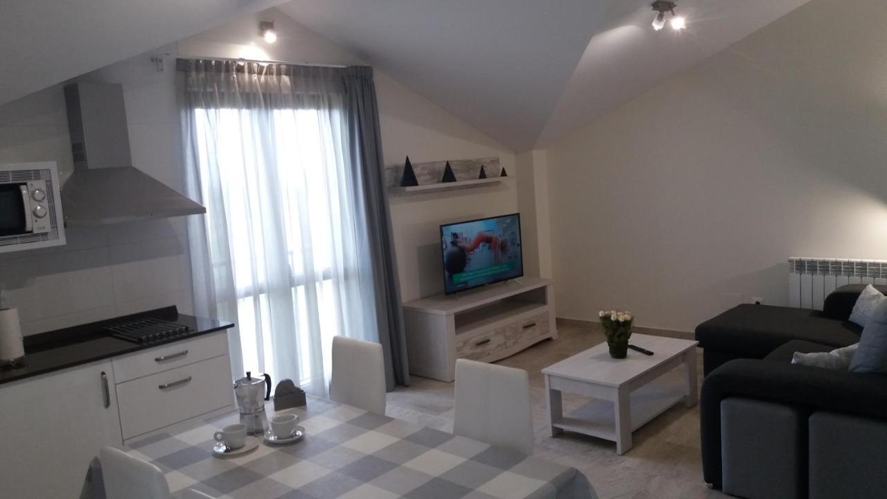 Apartamentos La Pradera De Isla Plana Екстериор снимка