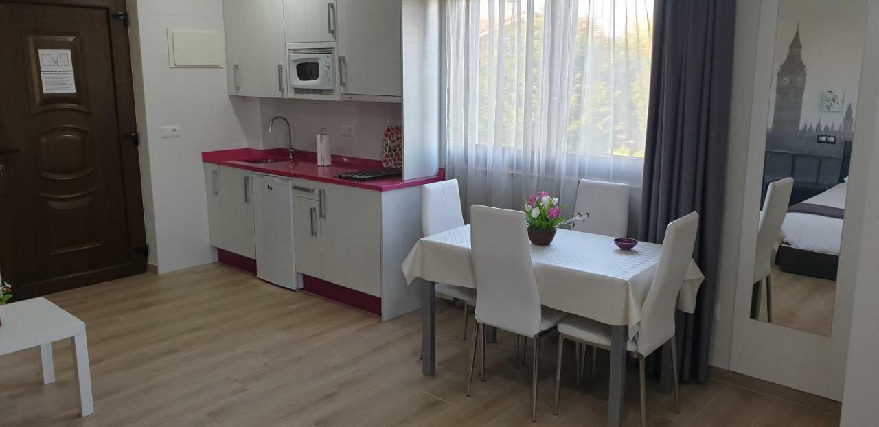 Apartamentos La Pradera De Isla Plana Екстериор снимка