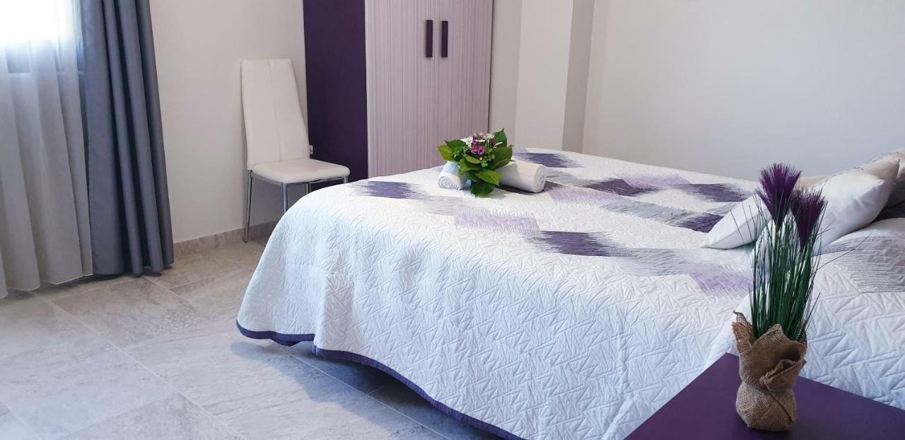Apartamentos La Pradera De Isla Plana Екстериор снимка