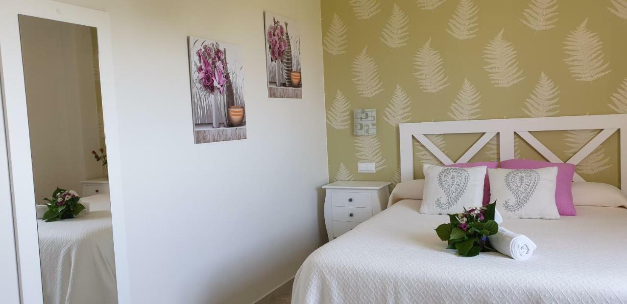 Apartamentos La Pradera De Isla Plana Екстериор снимка
